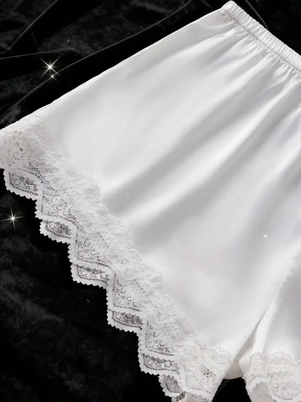 MODA ME COUTURE indulge romantic